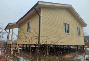 Фото со стройплощадок - Каркасный дом 9х9,4 м.