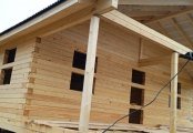Фото со стройплощадок - Дом из бруса 9х9 м.
