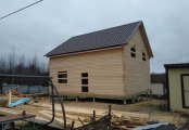 Фото со стройплощадок - Дом из бруса 9х9 м.