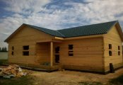 Фото со стройплощадок - Дом из бруса 10х13,7 м.