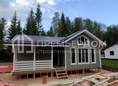 Фото со стройплощадок - Каркасный дом 9х10 м.
