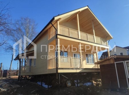 Фото со стройплощадок - Каркасный дом 8х11 м.