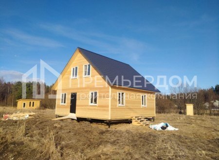 Фото со стройплощадок - Каркасный дом 8х8 м.