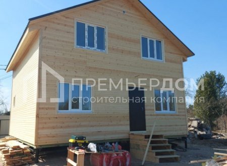 Фото со стройплощадок - Каркасный дом 8х8 м.