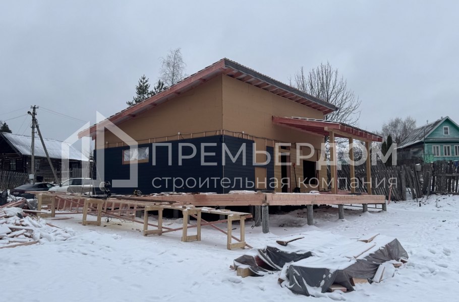 Фото со стройплощадок - Каркасный дом 10х11 м.