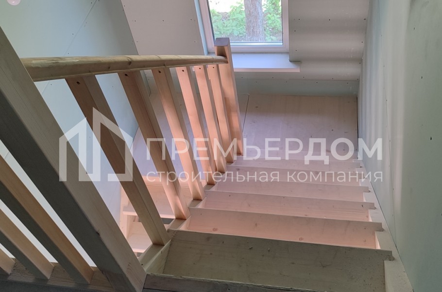 Фото со стройплощадок - Каркасный дом 9,5х10 м.