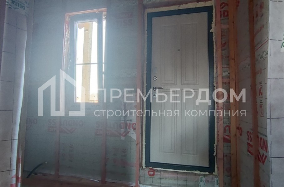 Фото со стройплощадок - Каркасный дом 12х14 м.