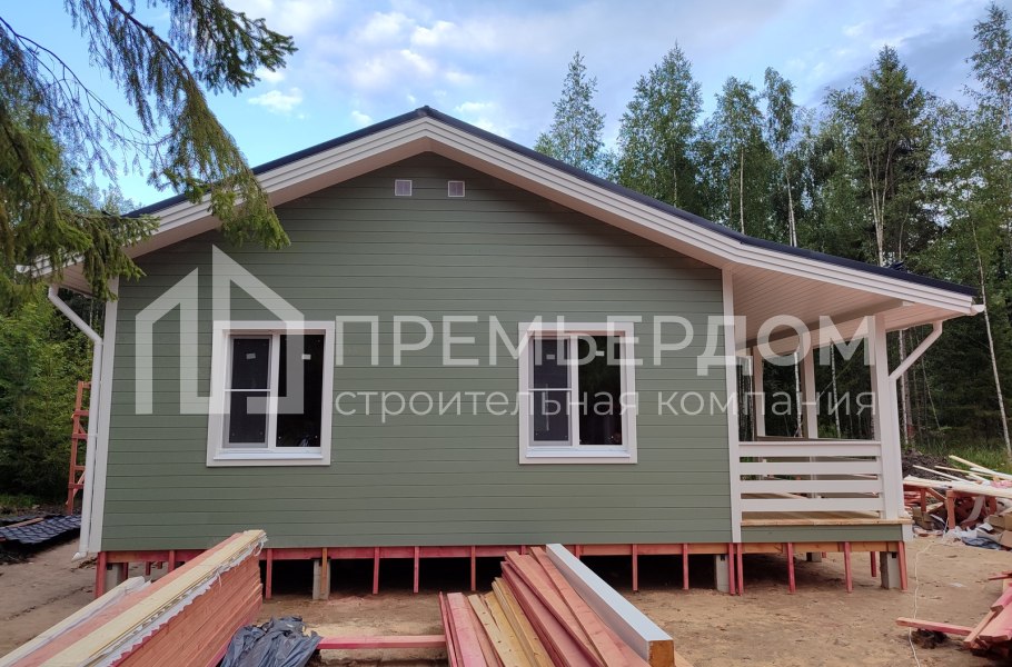 Фото со стройплощадок - Каркасный дом 9х10 м.