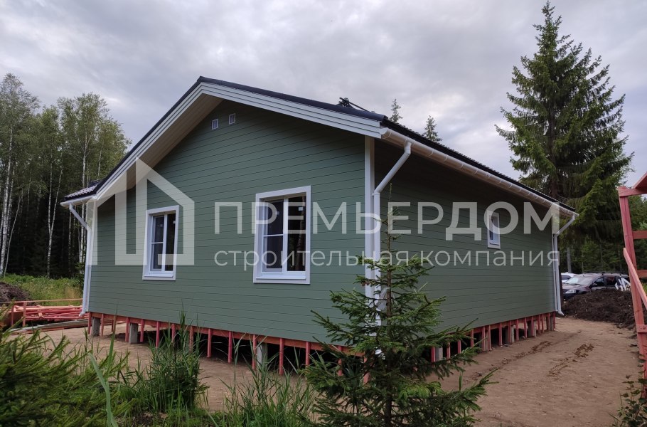 Фото со стройплощадок - Каркасный дом 9х10 м.