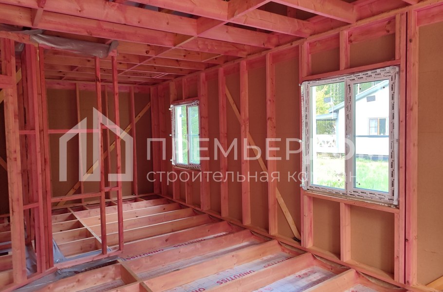 Фото со стройплощадок - Каркасный дом 9х10 м.