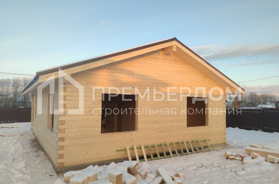 Фото со стройплощадок - Дом из бруса 11,9х8,5 м.