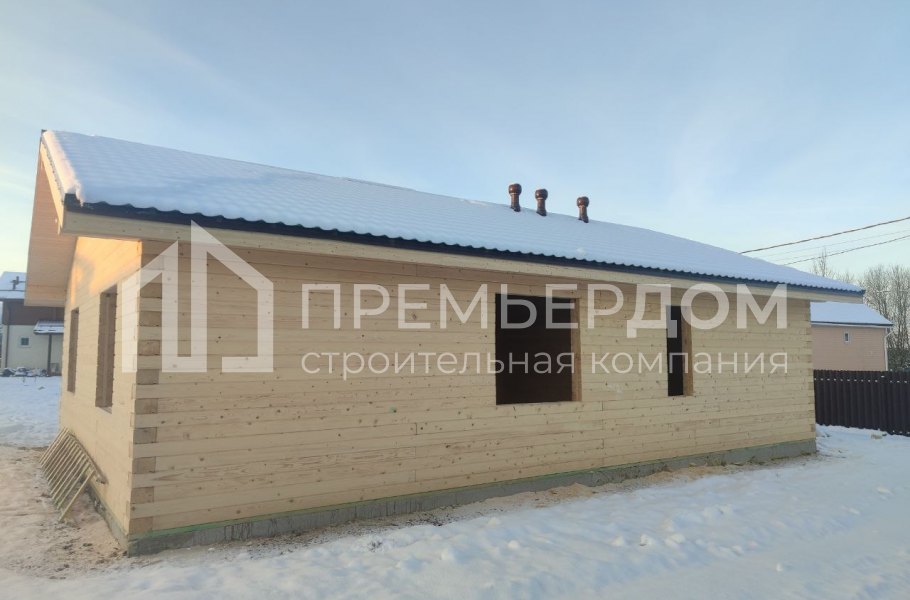 Фото со стройплощадок - Дом из бруса 11,9х8,5 м.