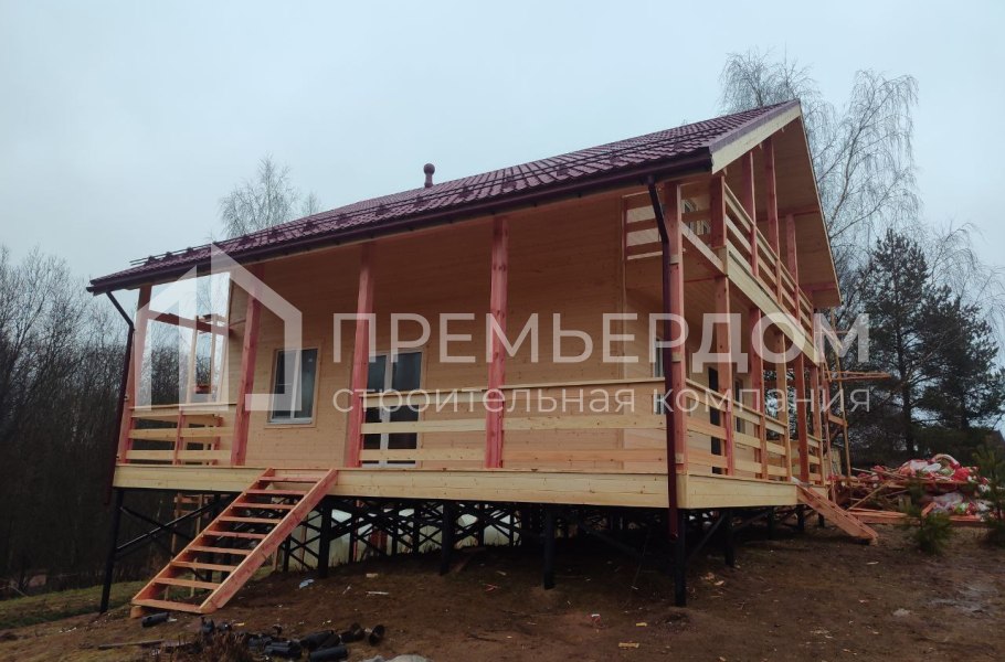 Фото со стройплощадок - Каркасный дом 10х10 м.