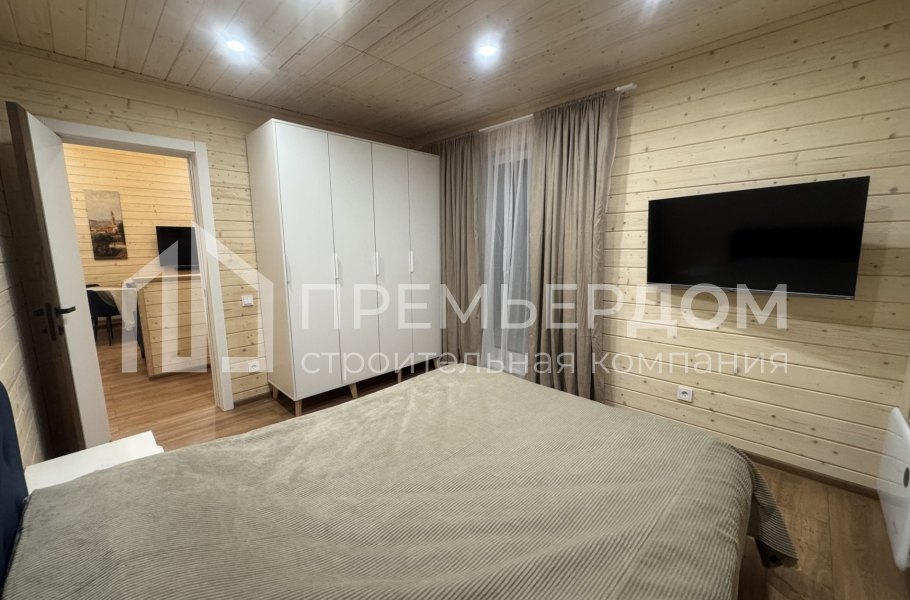 Фото со стройплощадок - Каркасный дом 10х11 м.