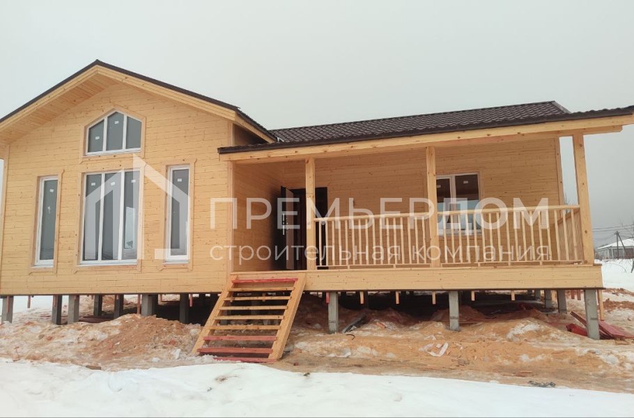 Фото со стройплощадок - Каркасный дом 12х10 м.