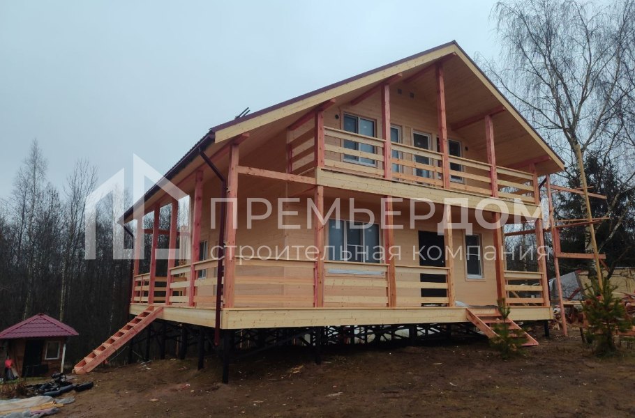 Фото со стройплощадок - Каркасный дом 10х10 м.