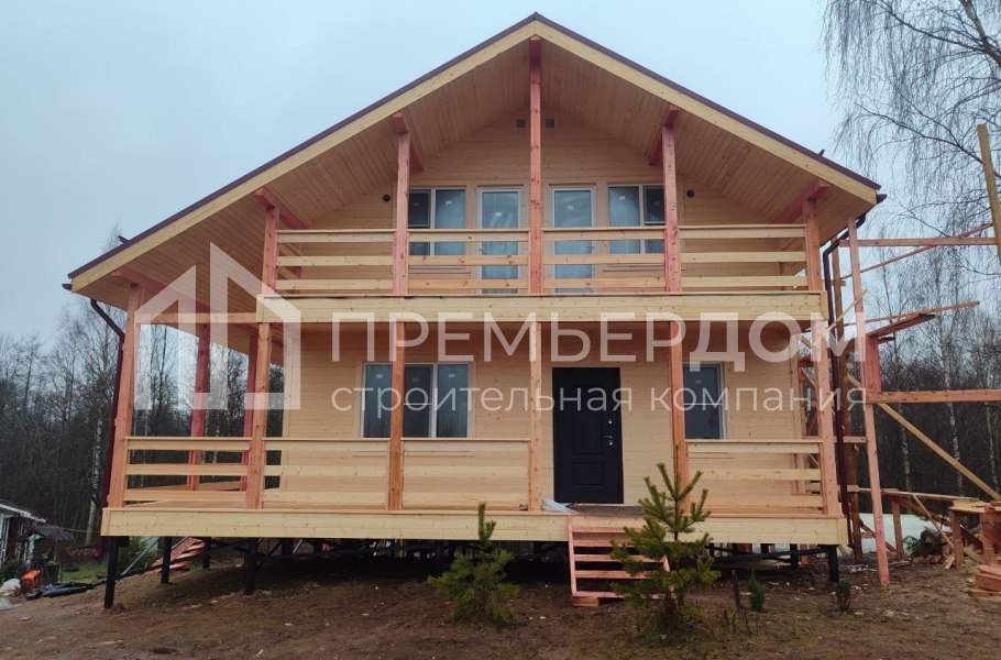 Фото со стройплощадок - Каркасный дом 10х10 м.