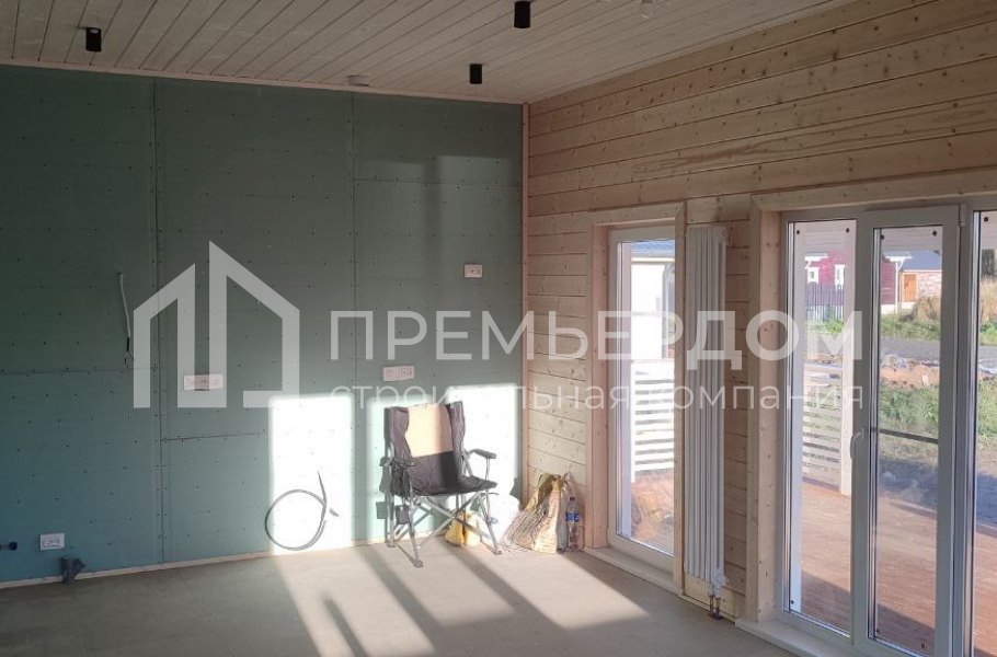 Фото со стройплощадок - Каркасный дом 11,7х11,5 м.