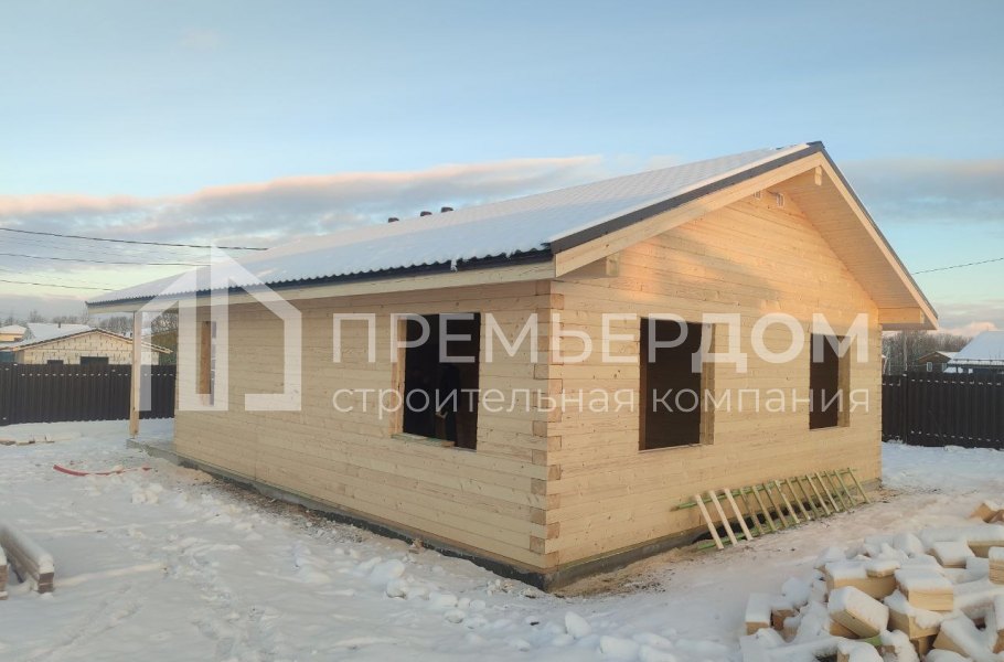 Фото со стройплощадок - Дом из бруса 11,9х8,5 м.