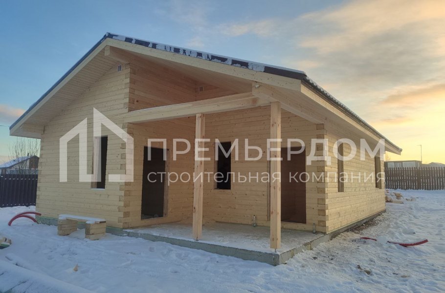 Фото со стройплощадок - Дом из бруса 11,9х8,5 м.