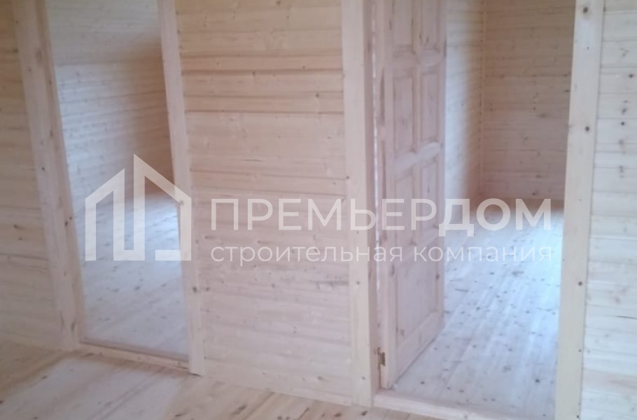 Фото со стройплощадок - Каркасный дом 8х8 м.