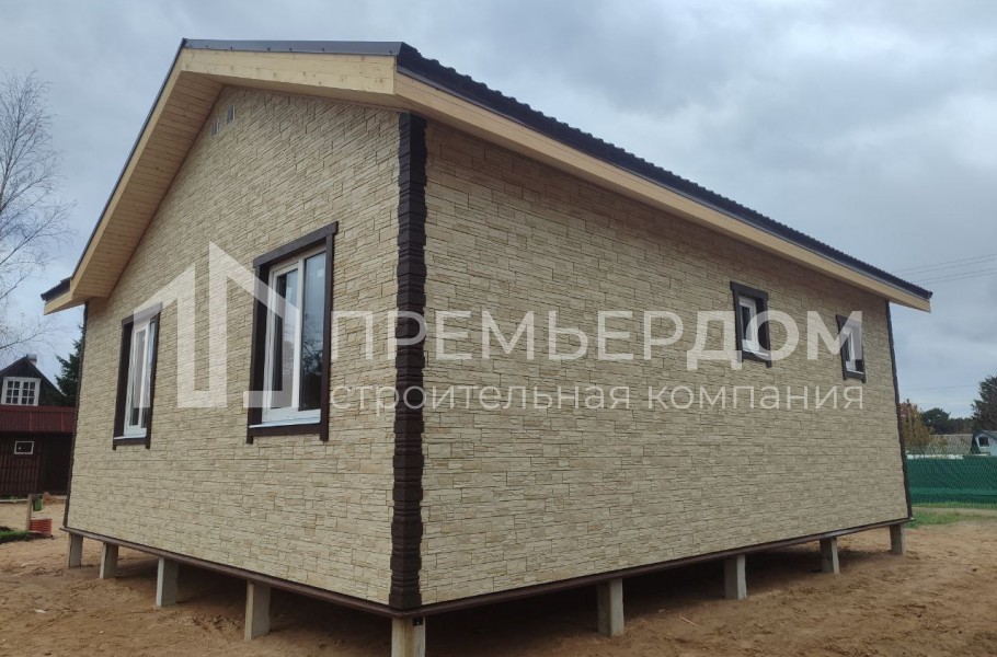 Фото со стройплощадок - Каркасный дом 8,5х9 м.