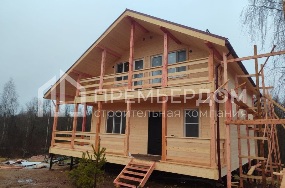 Фото со стройплощадок - Каркасный дом 10х10 м.