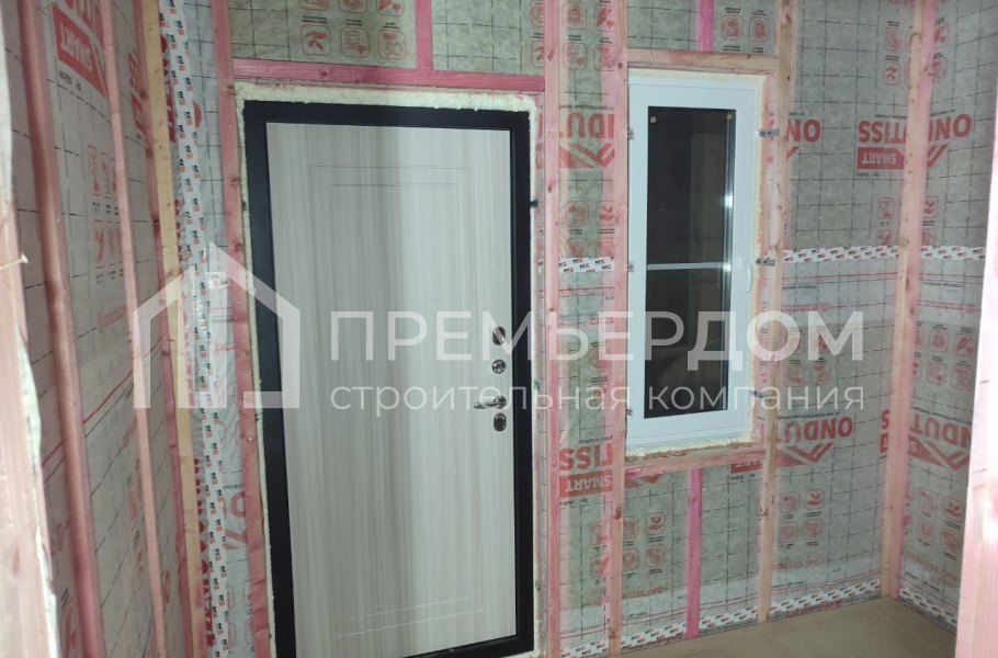 Фото со стройплощадок - Каркасный дом 9х12 м.