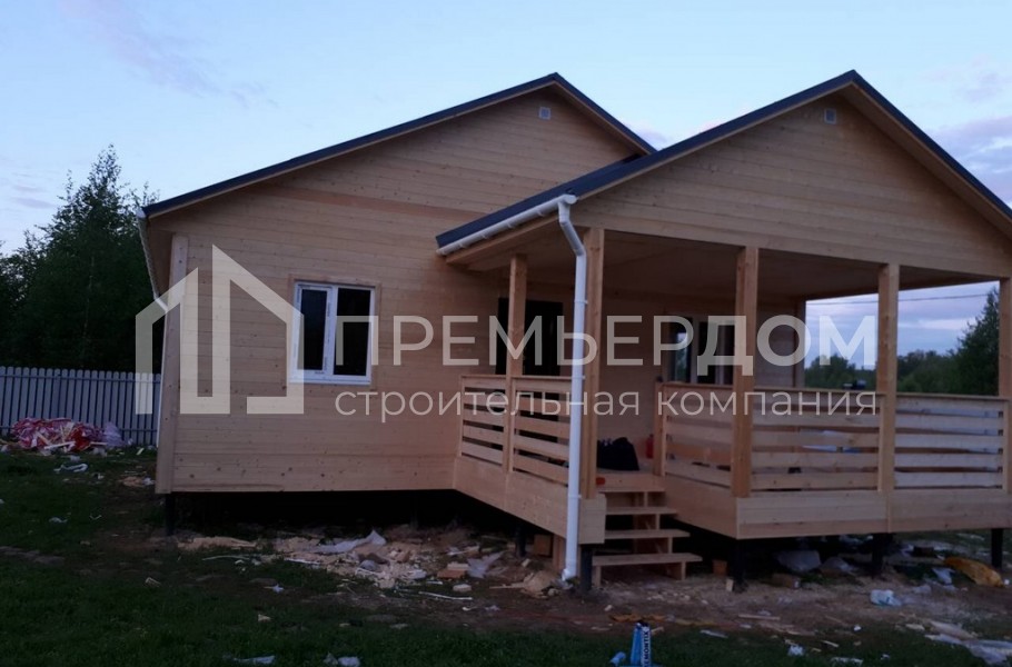 Фото со стройплощадок - Каркасный дом 8,5х9 м.