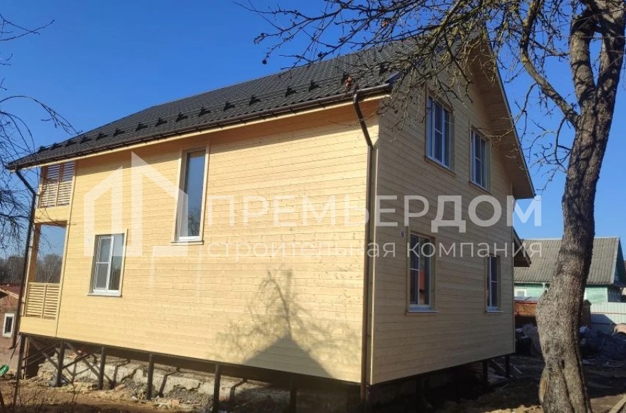 Фото со стройплощадок - Каркасный дом 8х11 м.