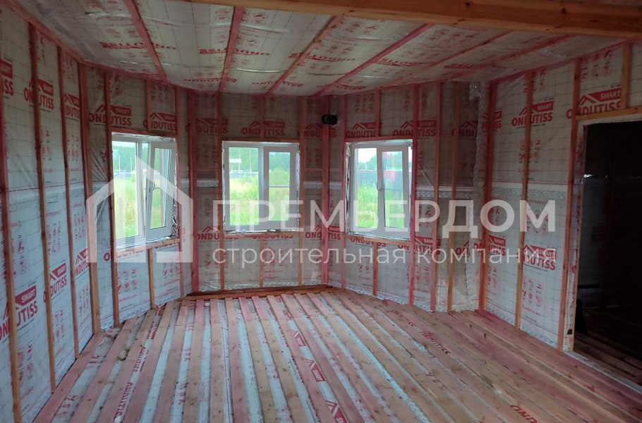 Фото со стройплощадок - Каркасный дом 7,5х10,5 м.