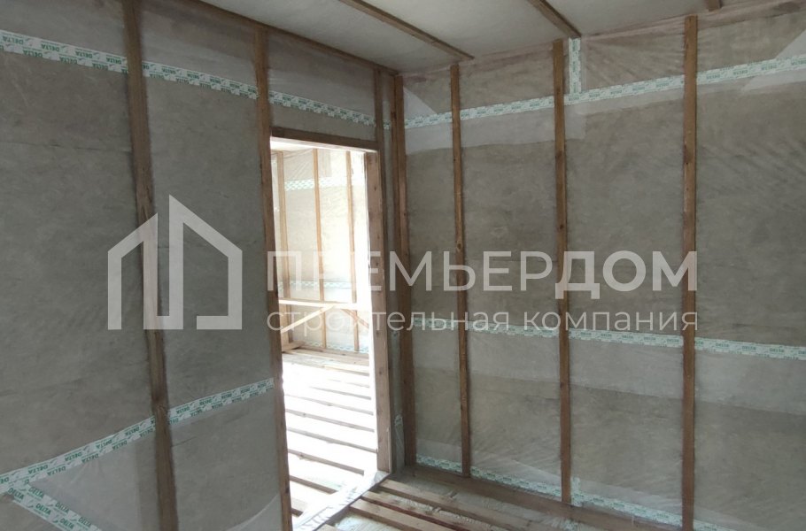 Фото со стройплощадок - Каркасный дом 6х8,5 м.