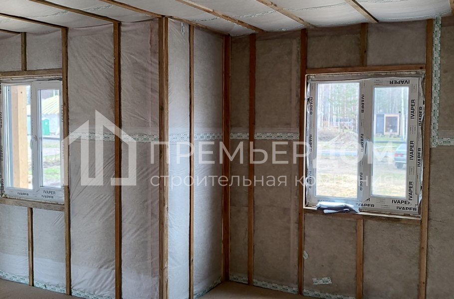 Фото со стройплощадок - Каркасный дом 7х11 м.