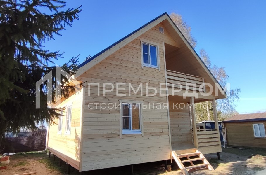 Фото со стройплощадок - Каркасный дом 8х8 м.