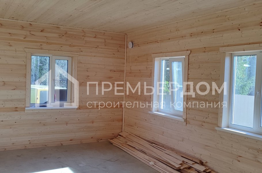 Фото со стройплощадок - Каркасный дом 8х8 м.