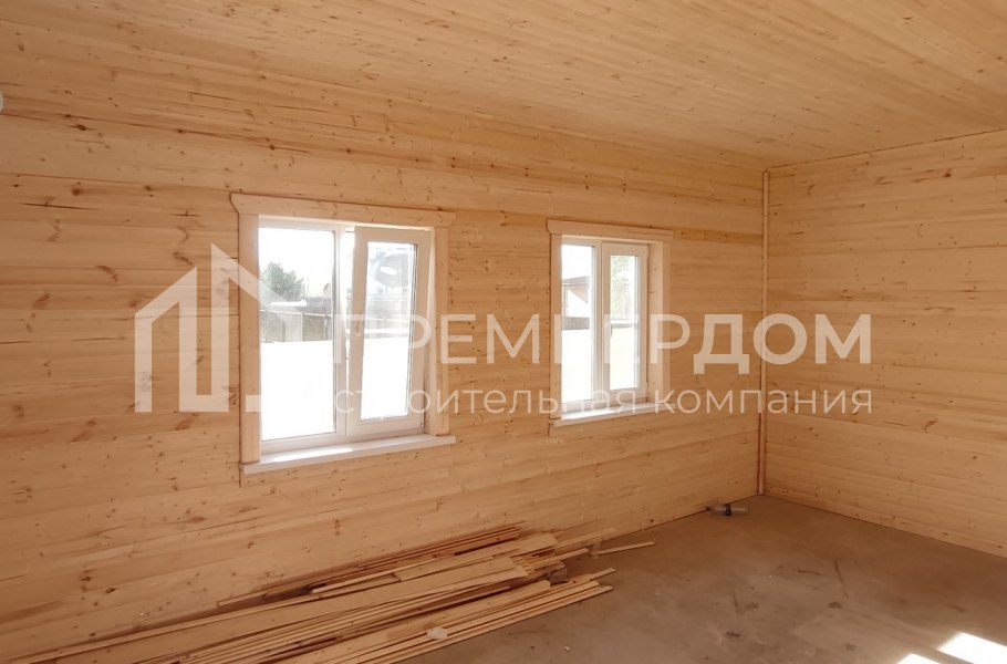 Фото со стройплощадок - Каркасный дом 8х8 м.