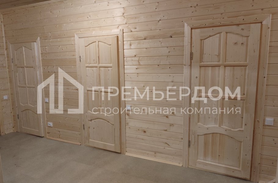 Фото со стройплощадок - Каркасный дом 8х8,5 м.