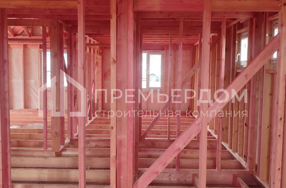 Фото со стройплощадок - Каркасный дом 10х12 м.