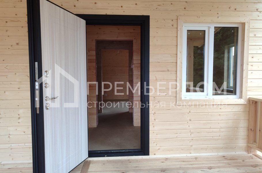 Фото со стройплощадок - Каркасный дом 8х9,5 м.