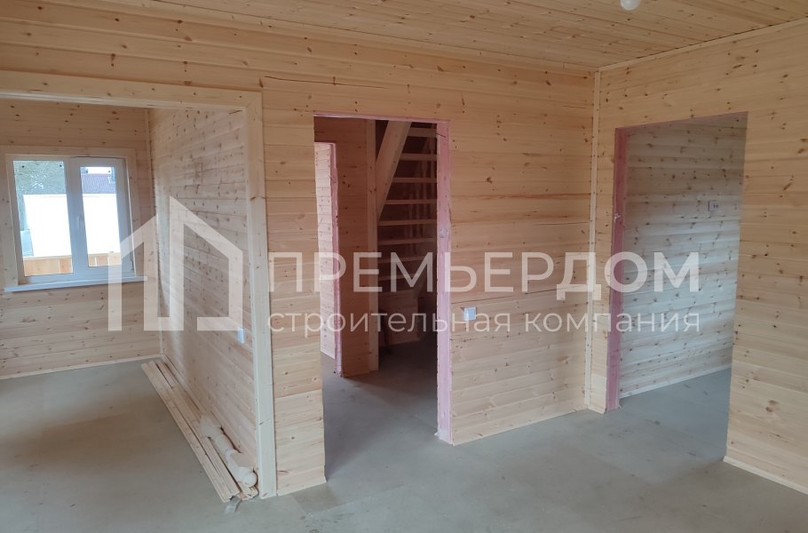 Фото со стройплощадок - Каркасный дом 8х9,5 м.
