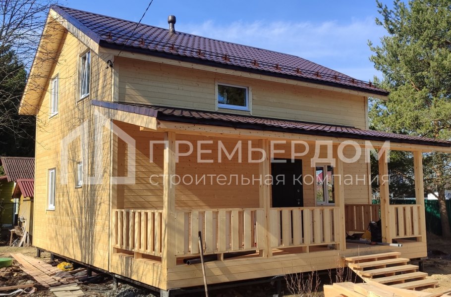 Фото со стройплощадок - Каркасный дом 8х9,5 м.