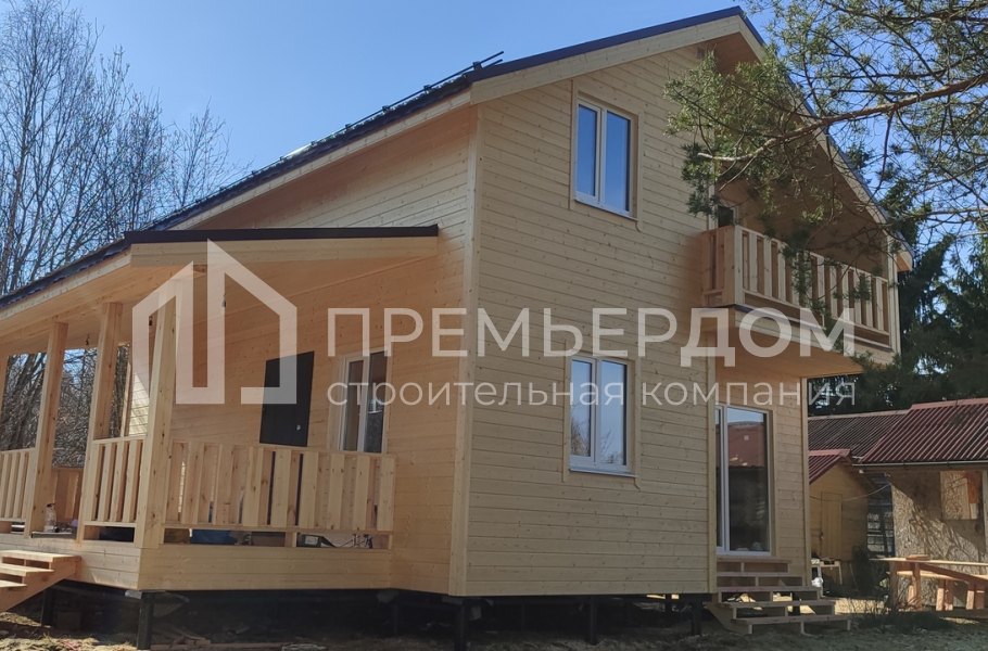 Фото со стройплощадок - Каркасный дом 8х9,5 м.