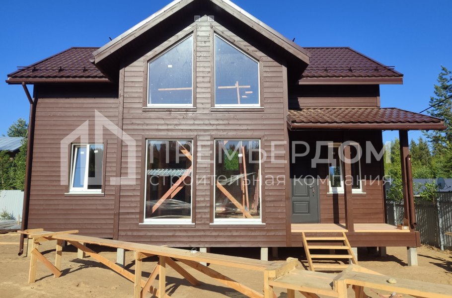 Фото со стройплощадок - Каркасный дом 10х7,5 м.