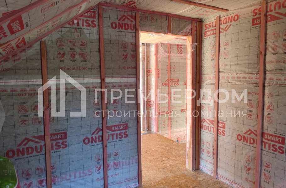 Фото со стройплощадок - Каркасный дом 10х7,5 м.