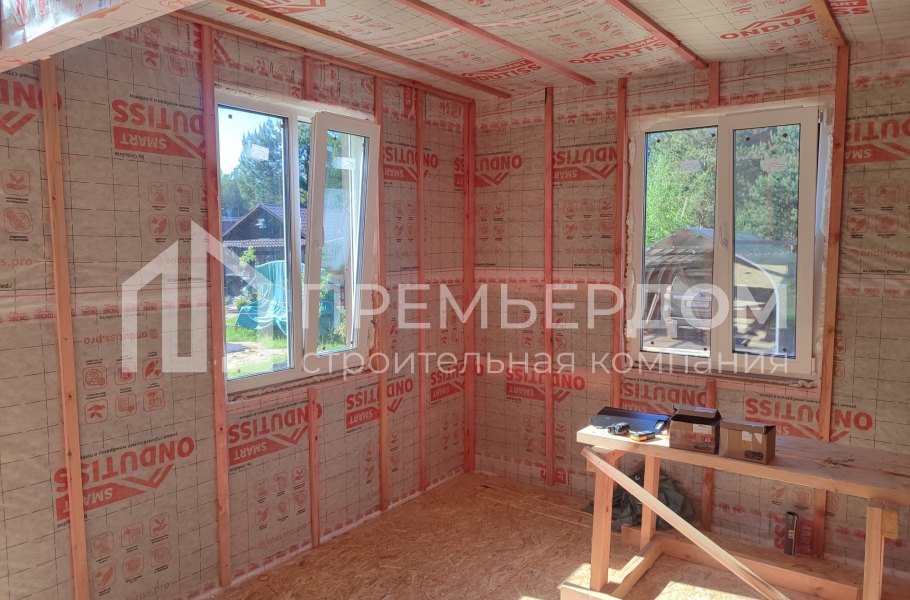 Фото со стройплощадок - Каркасный дом 10х7,5 м.