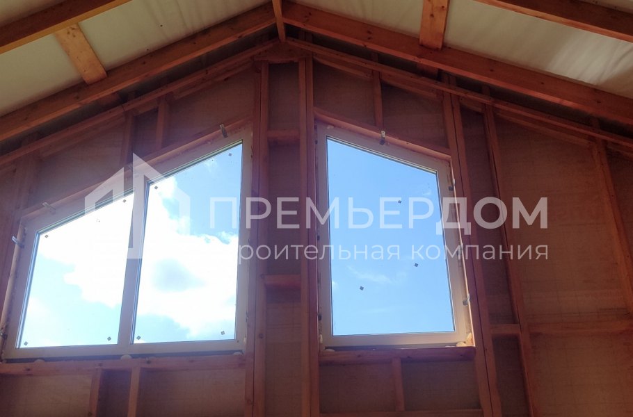 Фото со стройплощадок - Каркасный дом 9,5х10 м.