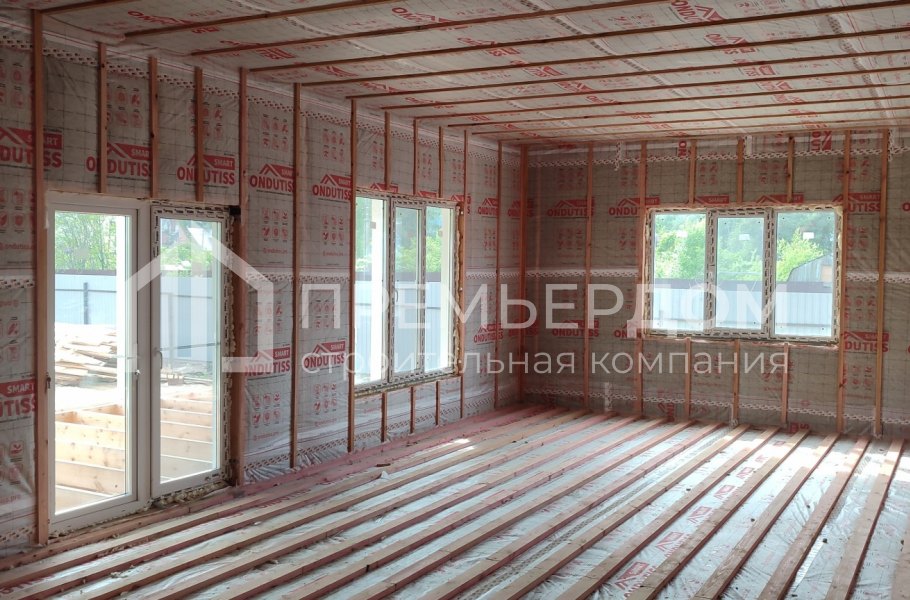 Фото со стройплощадок - Каркасный дом 12х16 м.