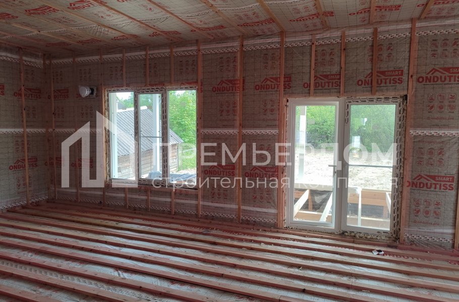 Фото со стройплощадок - Каркасный дом 12х16 м.