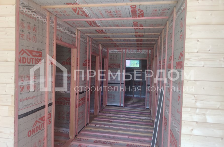 Фото со стройплощадок - Каркасный дом 12х11,5 м.