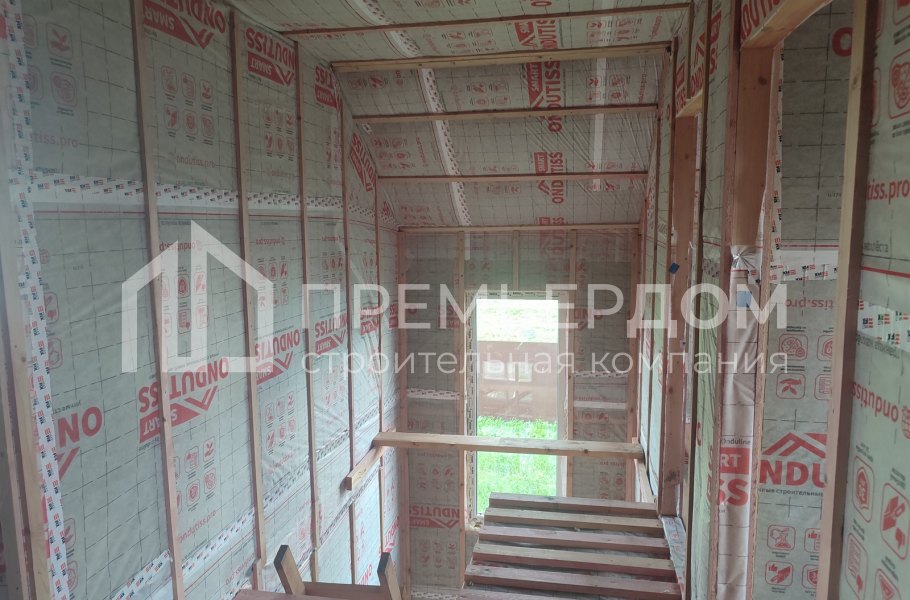 Фото со стройплощадок - Каркасный дом 9,5х13 м.